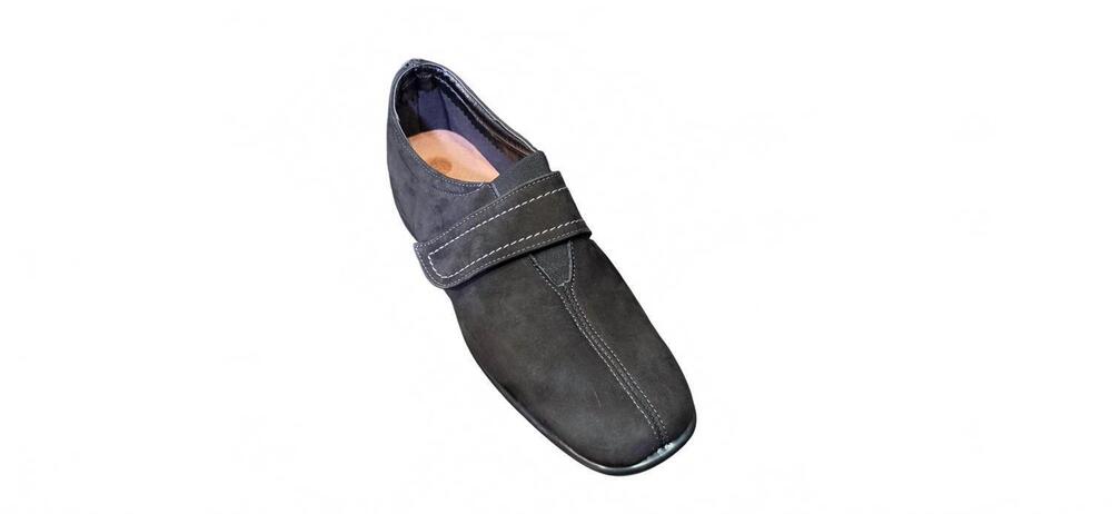 NEW ERIC MICHAEL women's cartoon shoe in black